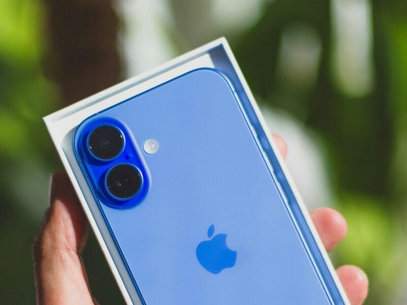 iPhone 16 Keeps Losing Network Signal