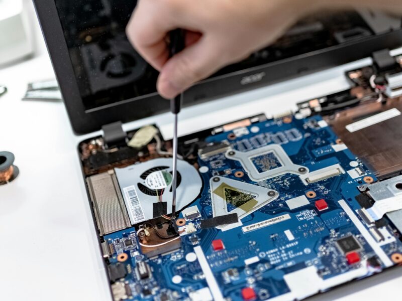 Lenovo ThinkBook Plus repairability