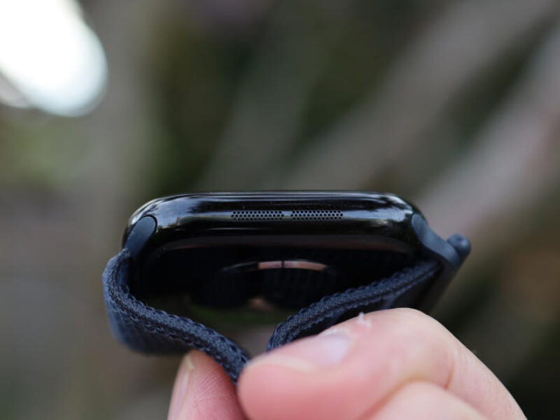 Apple Watch Series 9 speaker not working
