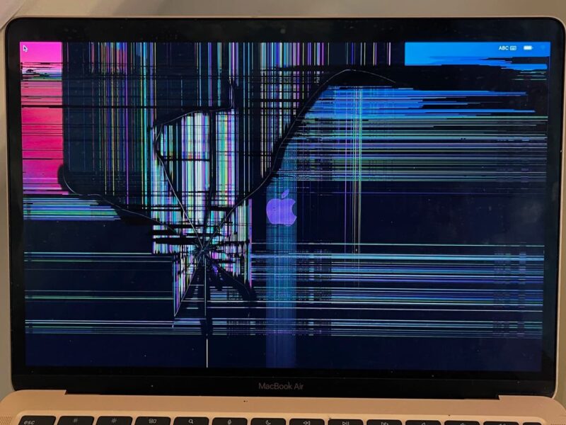 MacBook Air M3 screen repair