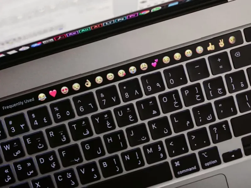 MacBook Pro M2 touch bar not working