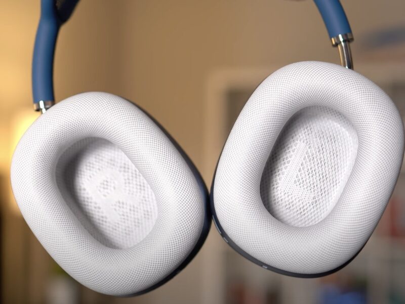 AirPods Max ear cushion replacement