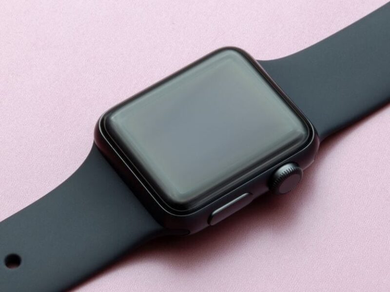 Apple Watch Series 8 side button not working