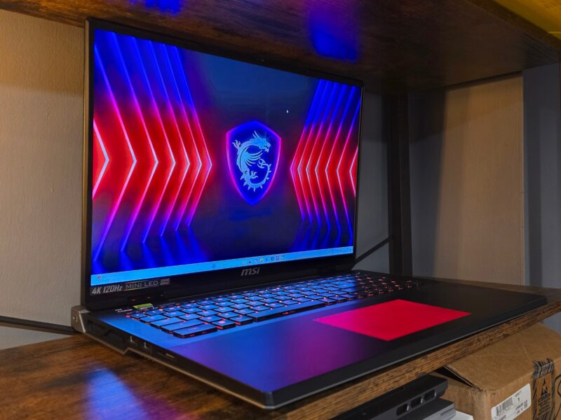 MSI Titan 18 HX AI display issues