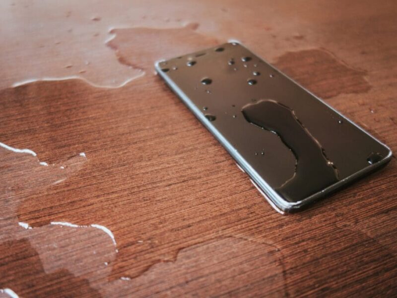 Recovering data from a water-damaged mobile phone