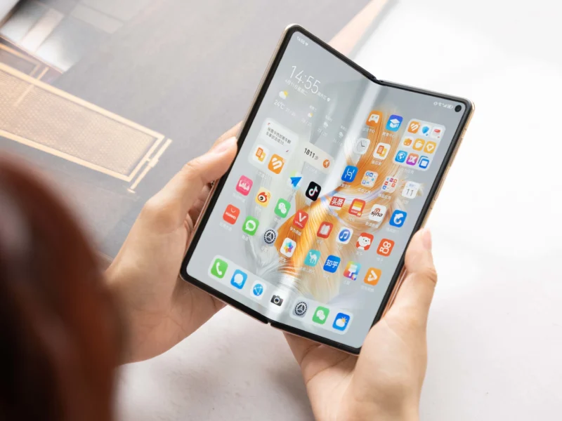 Huawei Mate X3 screen replacement