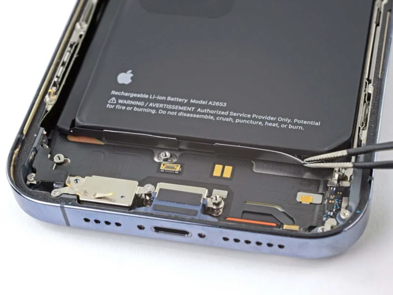 iPhone 14 battery replacement Dubai