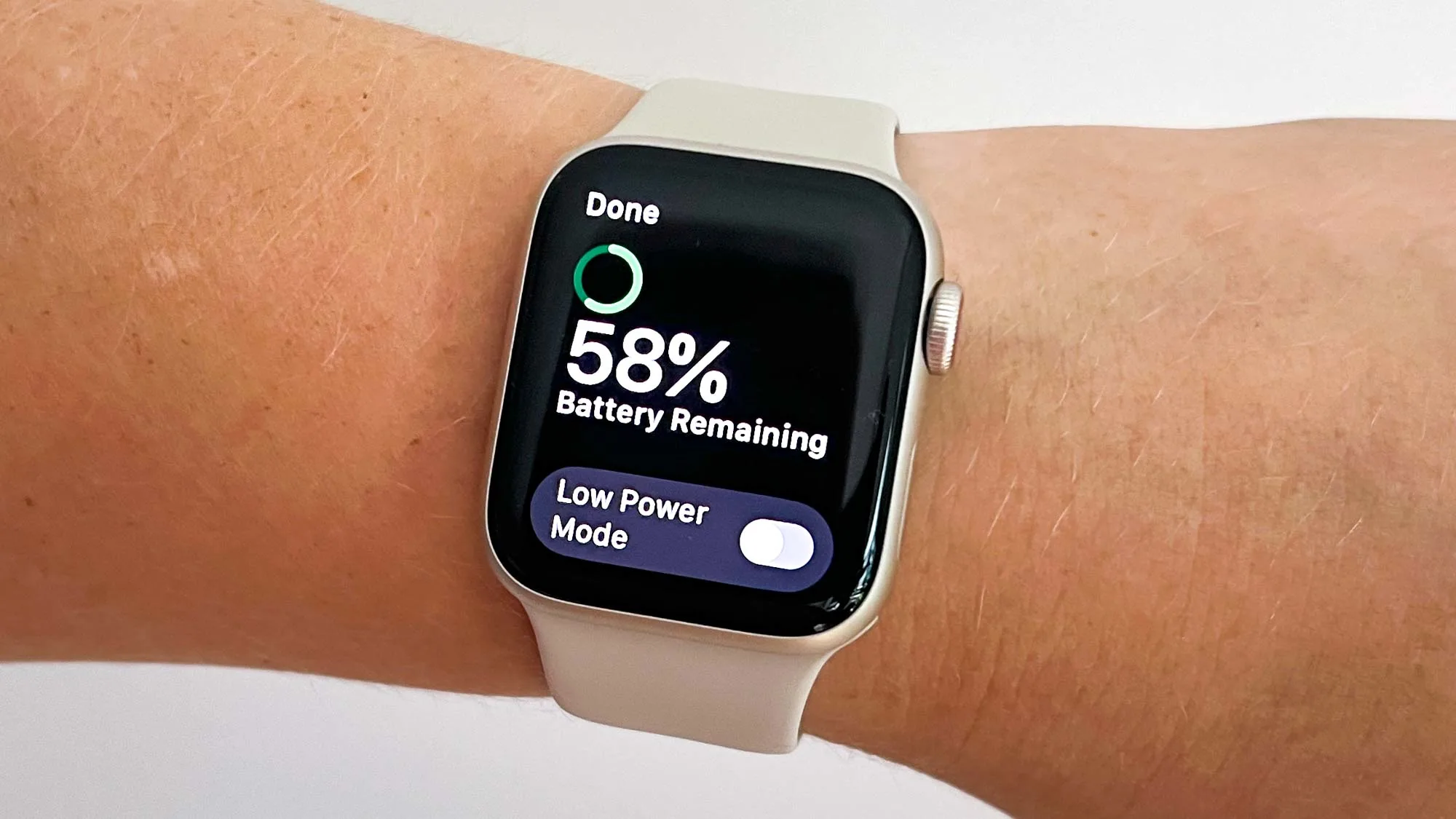 Apple Watch SE (3rd Gen) Battery Draining fast fix in dubai