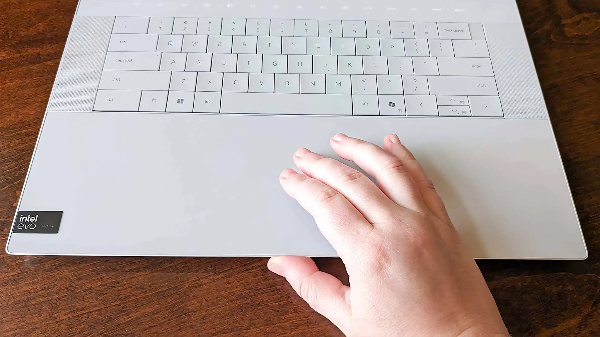 Dell XPS 16 Trackpad Issues: Easy Fixes in Dubai