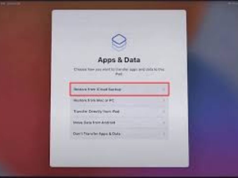 iPad showing backup restore error screen due to iCloud or iTunes issue.