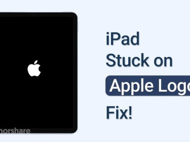 iPad Mini stuck on Apple logo screen showing boot loop issue.
