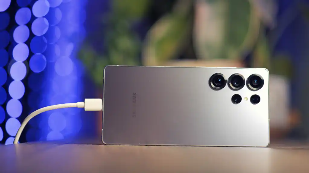 Samsung 65W Fast Charging Fix 2026: Why Your S26 Ultra is Charging Slowly