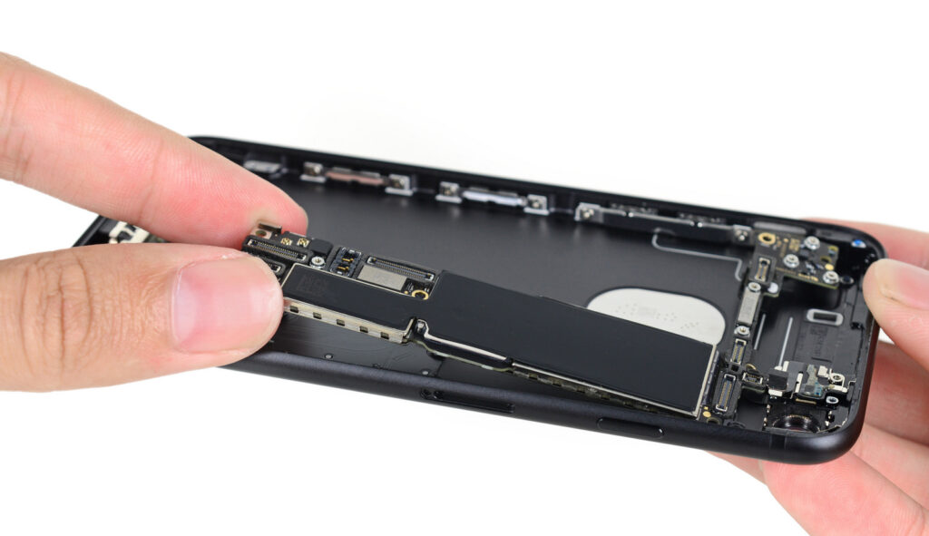 iphone 7 repair in dubai